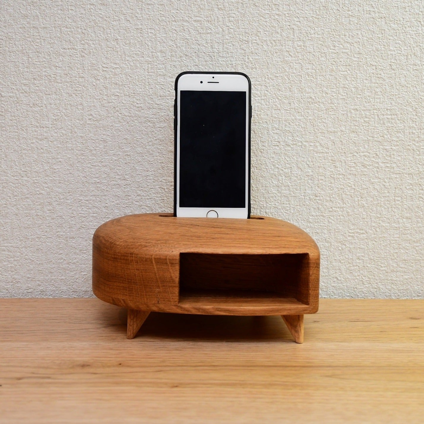 R工房 スマホ用木製スピーカー 木のスピーカー（ナラ材） – 北海道東川町の家具屋 アール工房mini.
